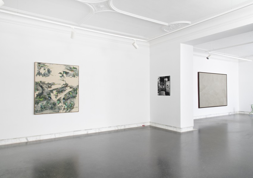 She Comes in Colors Everywhere